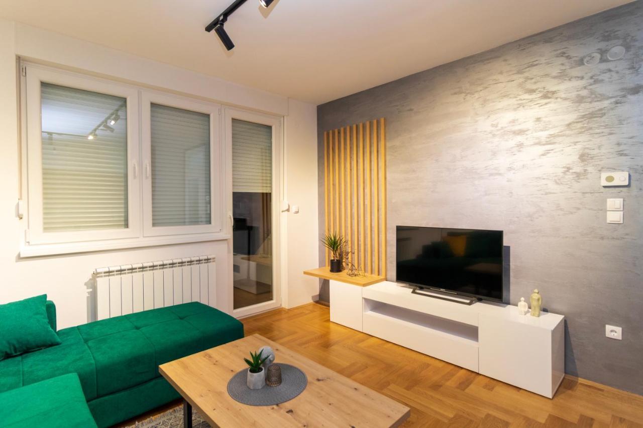 M&A Apartment-Easy Airport Lukavica Exterior foto