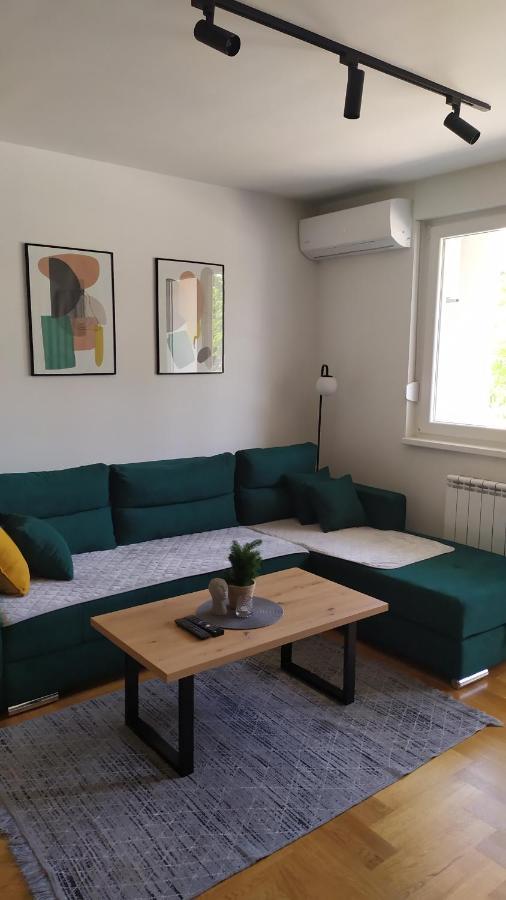 M&A Apartment-Easy Airport Lukavica Exterior foto